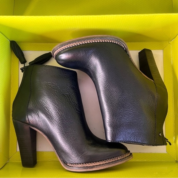 Ted Baker Women’s Ecarna Black Heeled Bootie Size 6 #B1182 - Picture 13 of 13